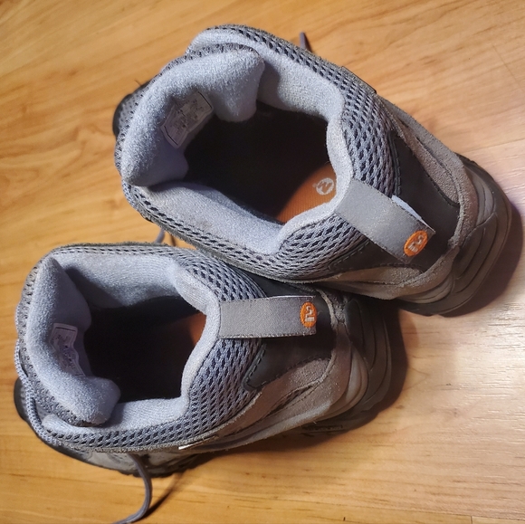 MERRELL HIKING BOOTS - Picture 3 of 7